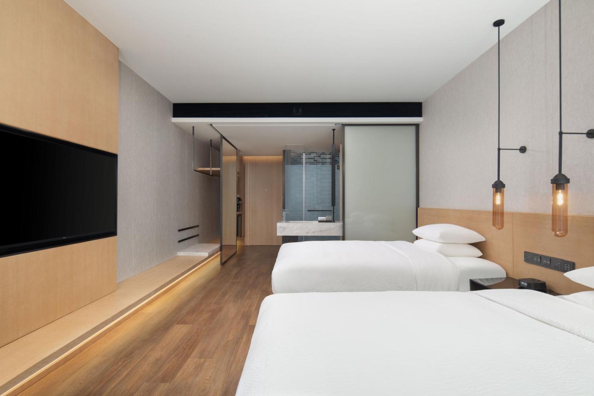 Fairfield By Marriott Lingang Special Area 4*